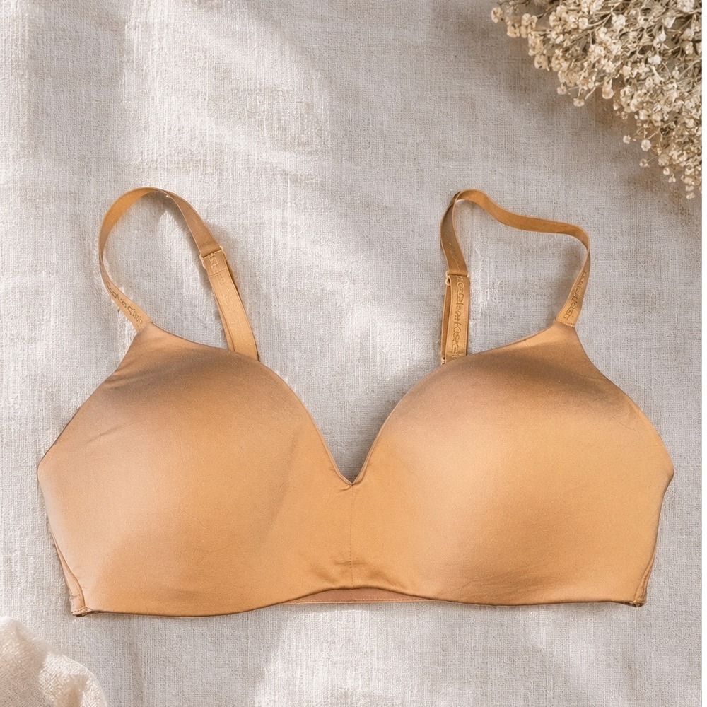 Calvin Klein Tan Nude Wirelessβ T-Shirt Bra Bralette Medium Adjustable C/DD Cup